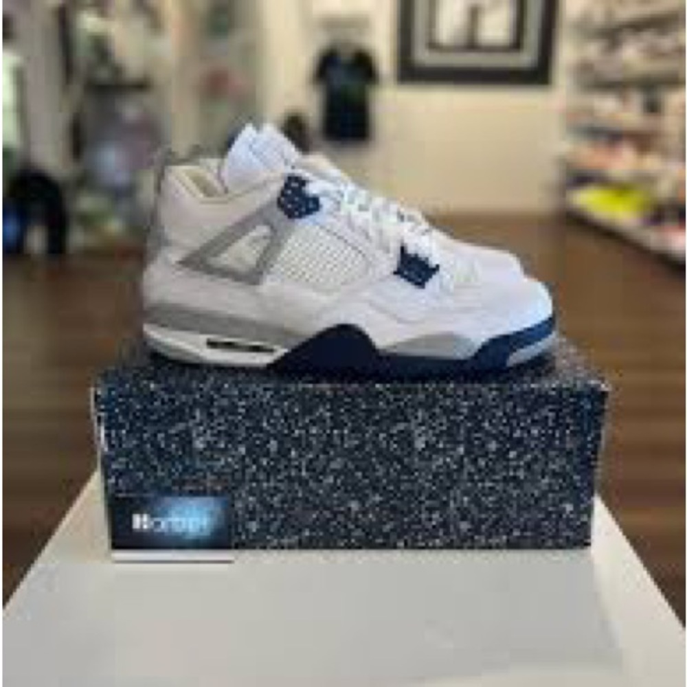 Jordan 4